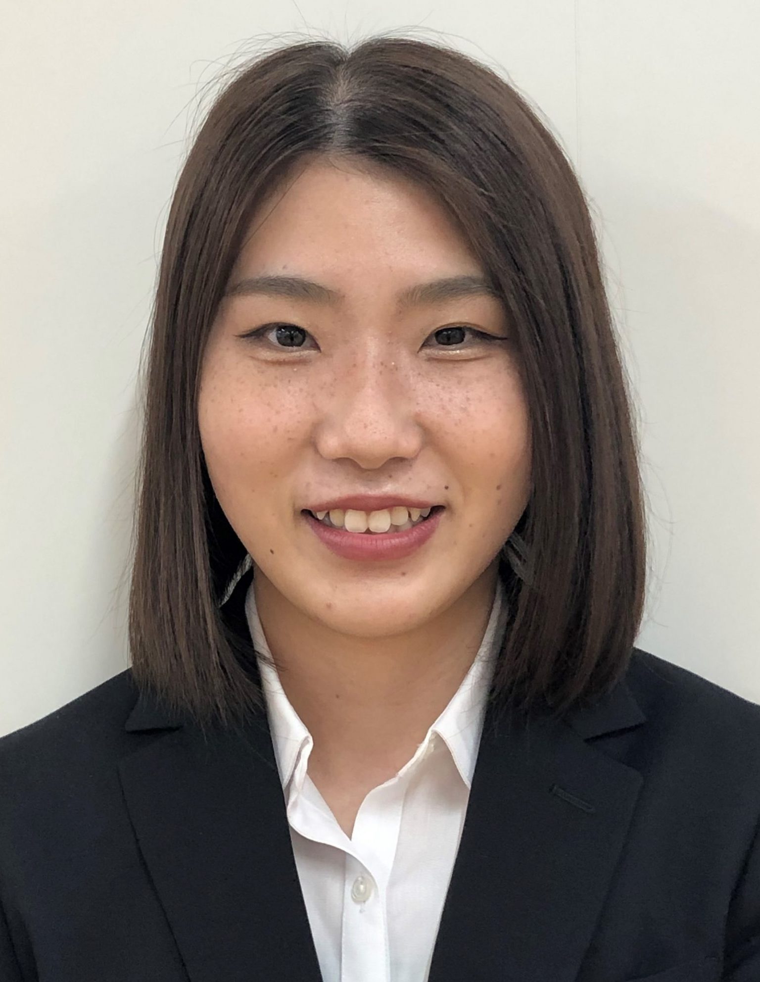 本社管理部 坂本 翼 本社管理部 坂本 翼